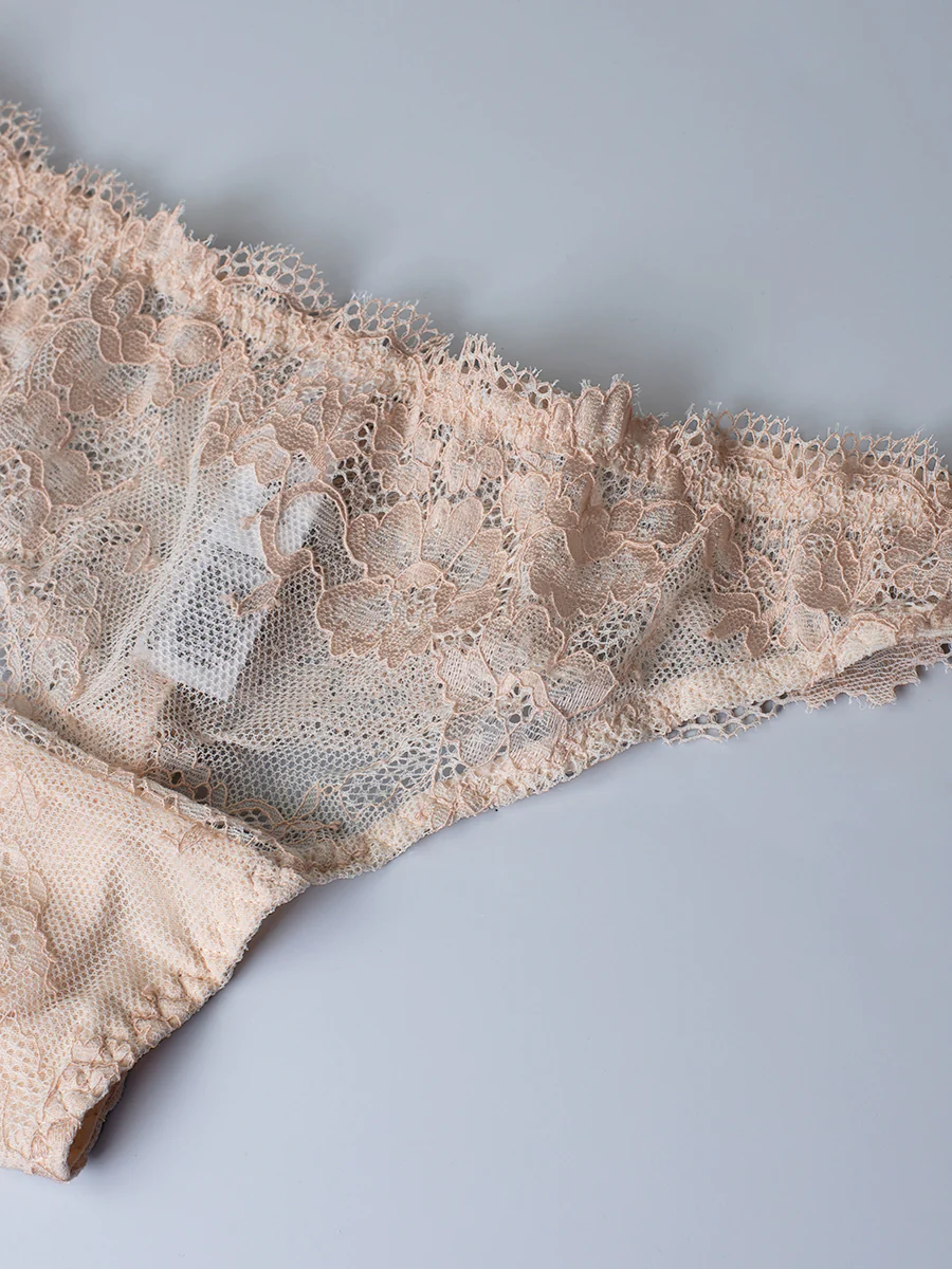 Бразилиана от дантела Sielei 2457 серия Wonder Lace